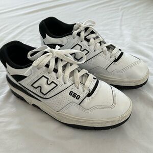 Black/White New Balance 550s